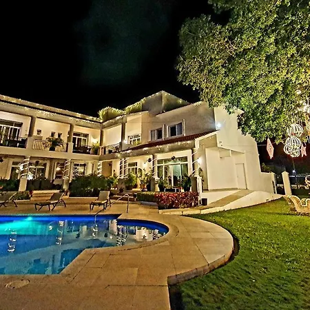 Villa Segovia Cozumel